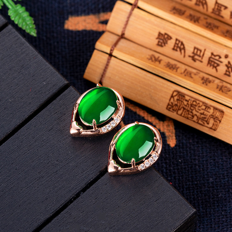 Earrings - Naturalne jadeitowe kolczyki kwiatowe Kamienne kolczyki