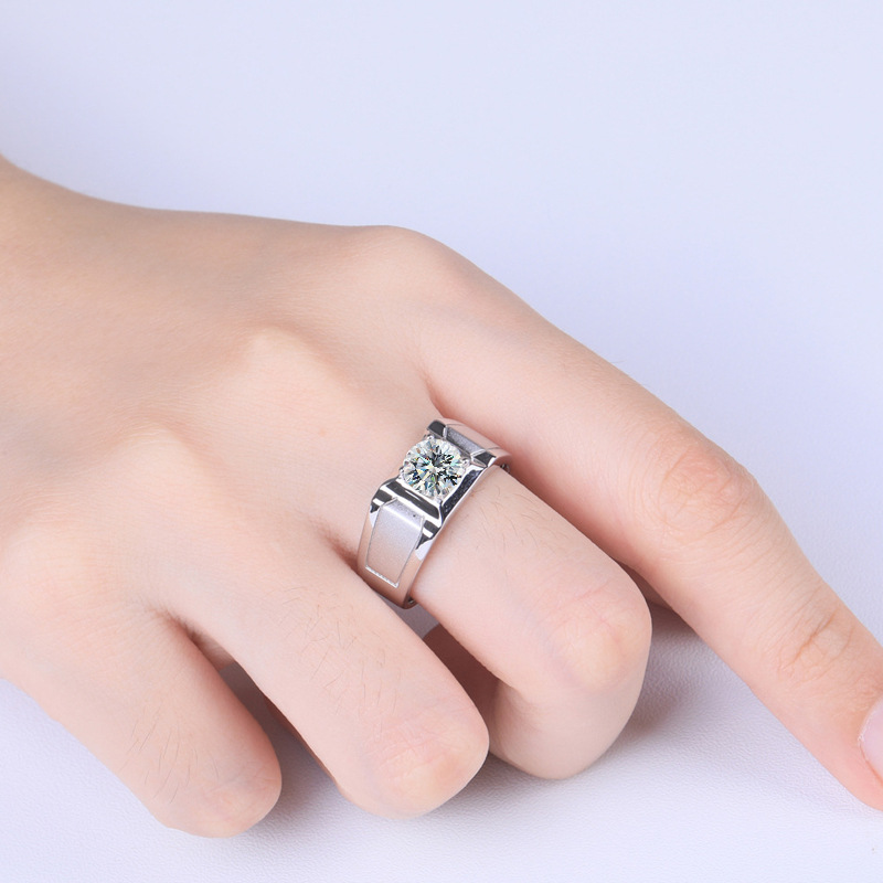 Popularny pierścionek ze srebr – Moissanite Engagement Ring 1 Carat recenzja i cena