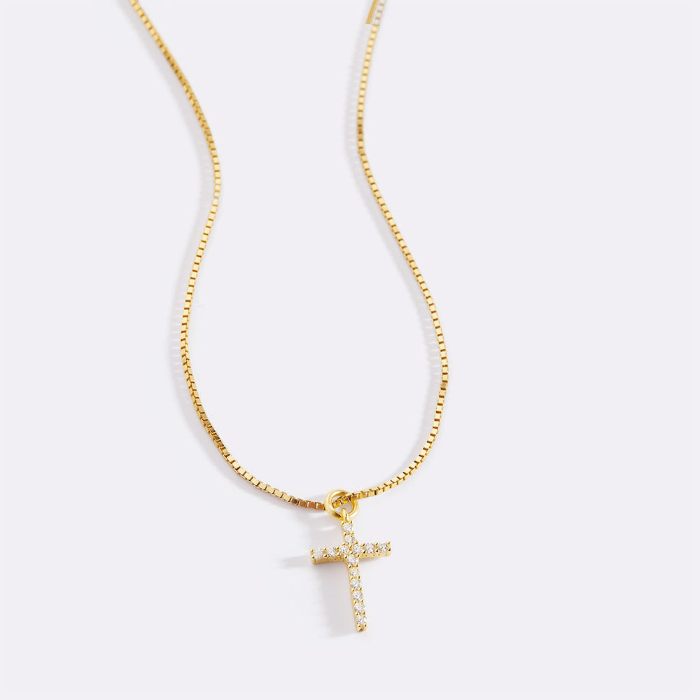 Naszyjnik z krzyżem w stylu „d – Cross Pendant Necklace Gold recenzja i cena