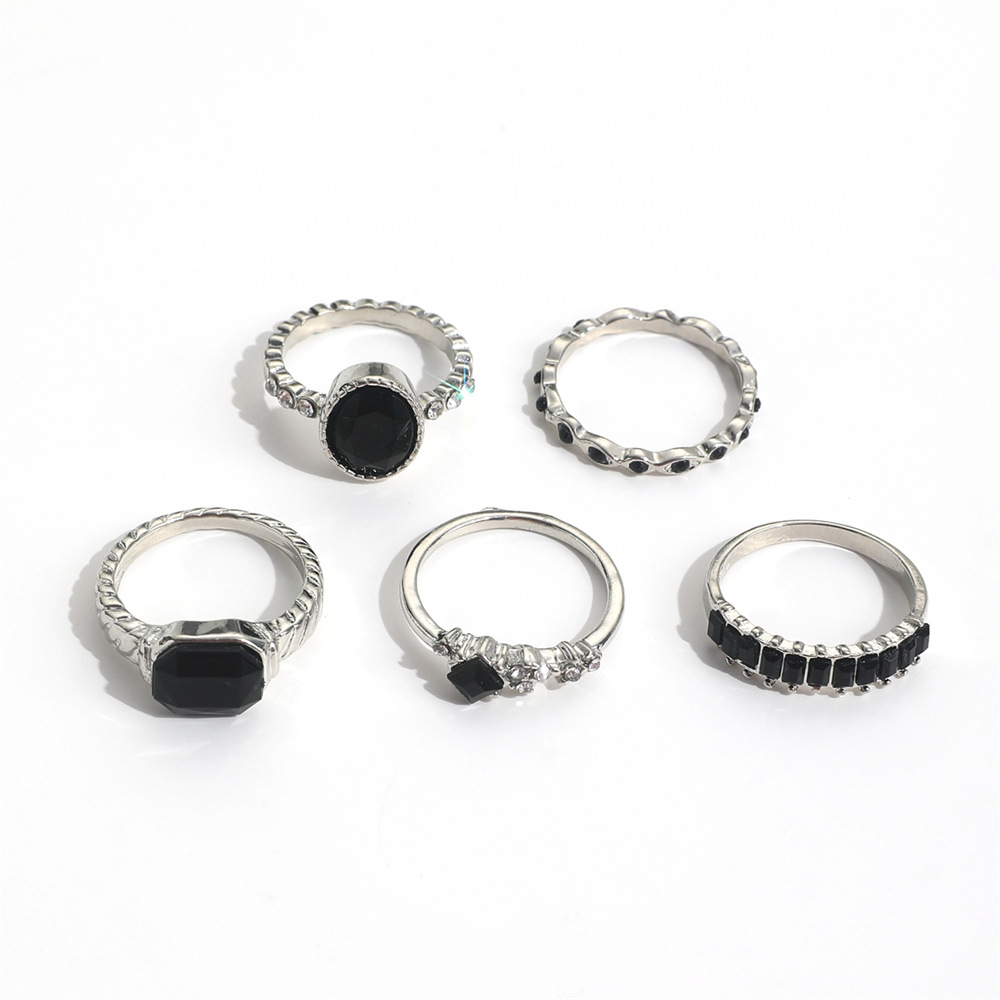 Retro czarny kryształowy zesta – Vintage Punk Knuckle Rings Set recenzja i cena
